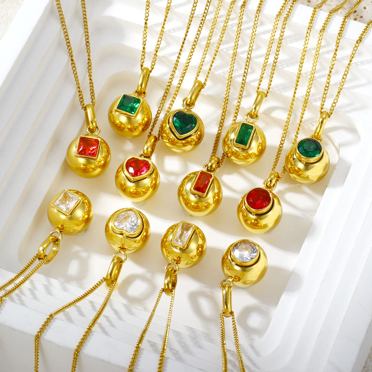 18K镀金不锈钢彩色方形心形锆石圆形球形吊坠项